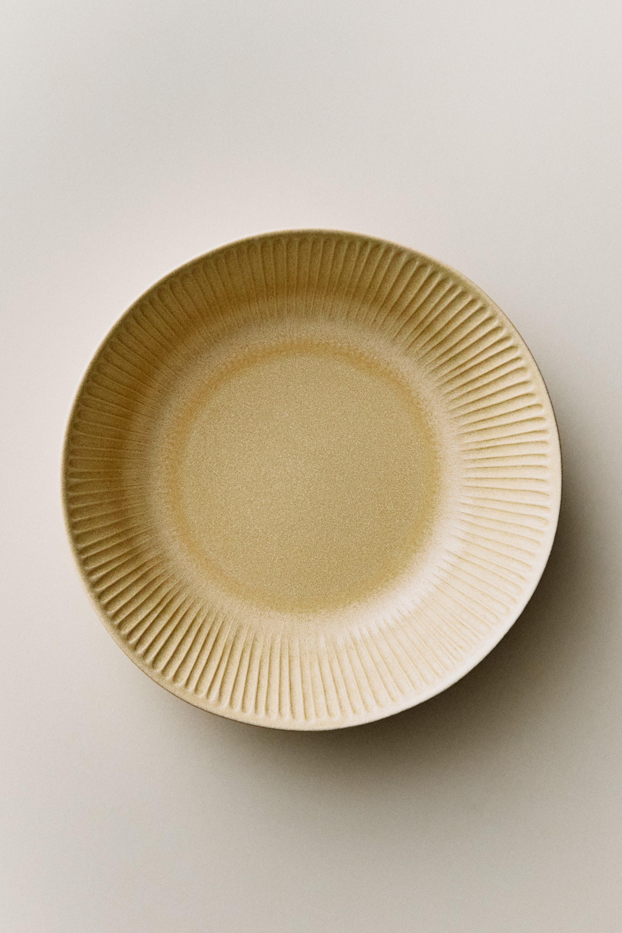 ASSIETTE CREUSE GRÈS RAYÉE